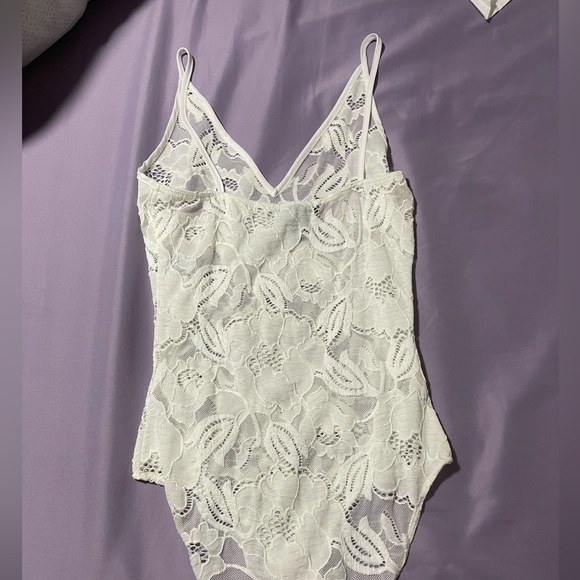Aqua off white lace bodysuit gently worn - Picture 2 of 3